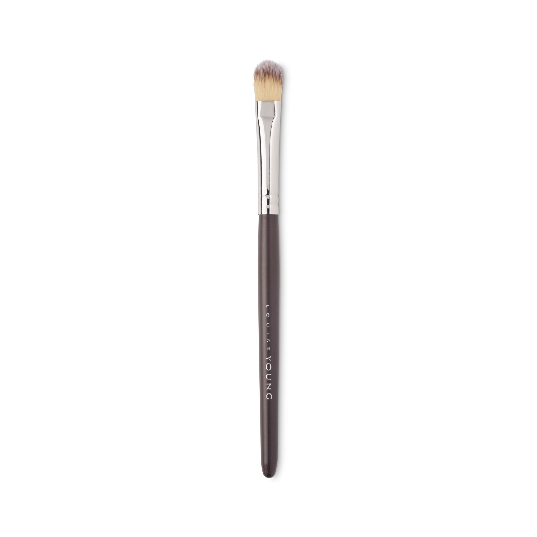 Louise Young LY19 V - Short Handle Concealer/Eyeshadow Brush