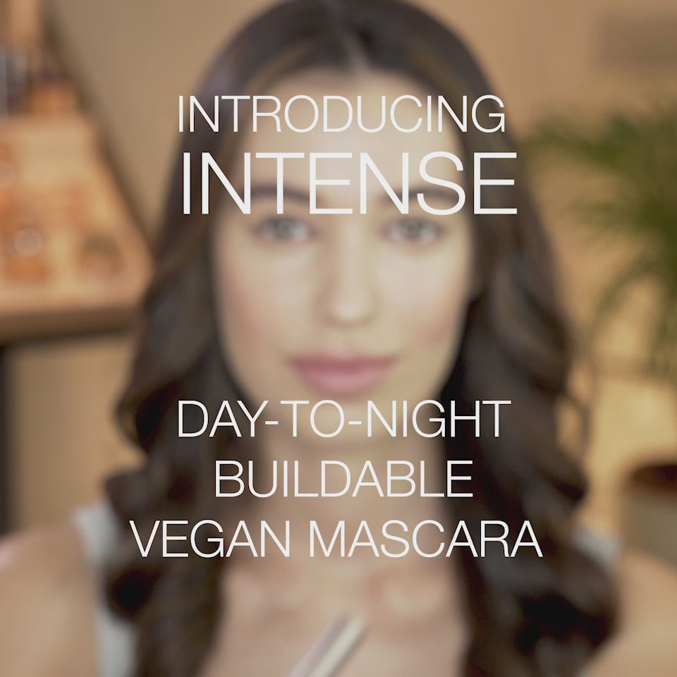 Delilah Intense Day to Night Volumising Buildable Mascara